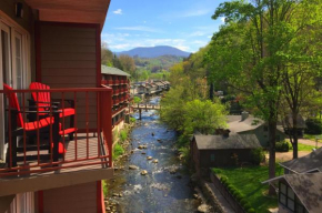 Baymont Inn and Suites - Gatlinburg On The River